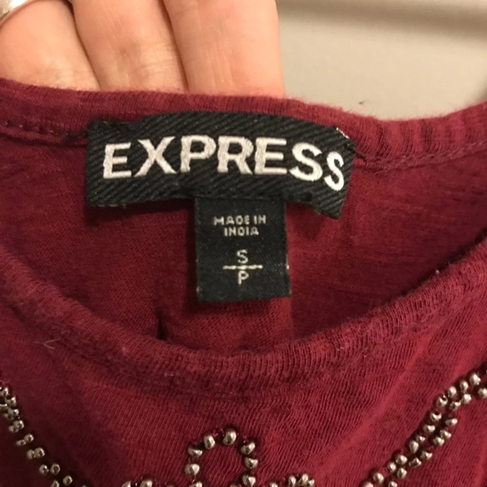 Express Crop Top - Picture 2 of 3